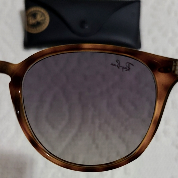 Ray-Ban RB 4258 - Picture 3 of 4